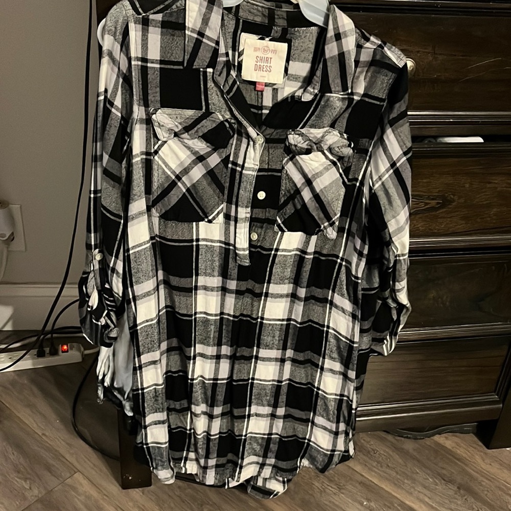 SO size large grey plaid shirt dress